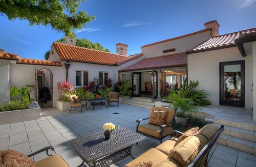 Davis Islands House | Rent this entire Luxury Mansion! Walk to Downtown Tampa -