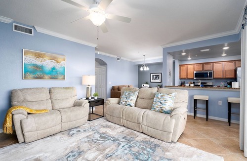Naples Condo | Resort Community, Golf Galore, Tennis, Resort Pools