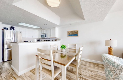 Myrtle Beach Condo | Resort-style beach condo with oceanfront balcony, beach access, hot tubs, pools