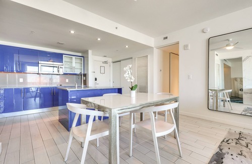 Barrier Island Apartment | Resort-style Fort Lauderdale Condo: Balcony & View