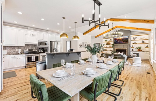 Hendersonville House | Resort-style home w/heated pool, hot tub, arcade