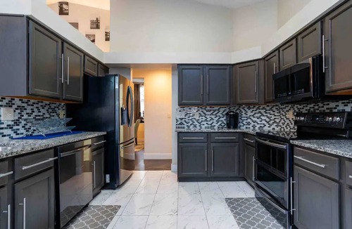 Fairvilla House | RESORT STYLE POOL HOME CLOSE TO ALL ORLANDO HAS TO OFFER!PARKS!SPRINGS! DOWNTOWN