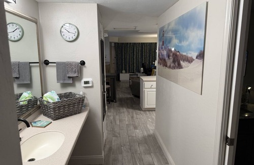 Ortona Park Resort | Resort with 1 bedroom and AC in serene Daytona Beach. Views that can't be beat.