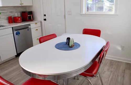Smithfield Apartment | Retro Duplex | 2BR · Park & Splash Pad