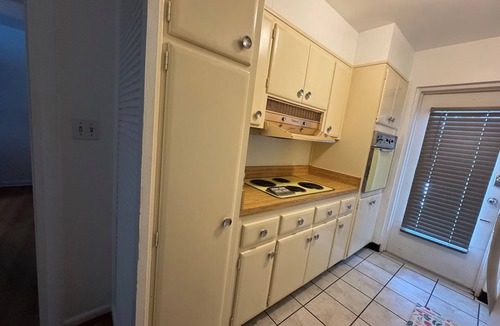South Eola Condo | Retro lake Eola 1 Bedroom Condo Thornton park