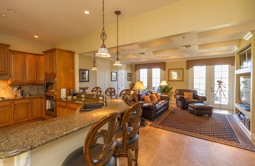 Reunion House | Reunion Disney Villa, Luxury Guarded/gated community only 15 minutes from WDW