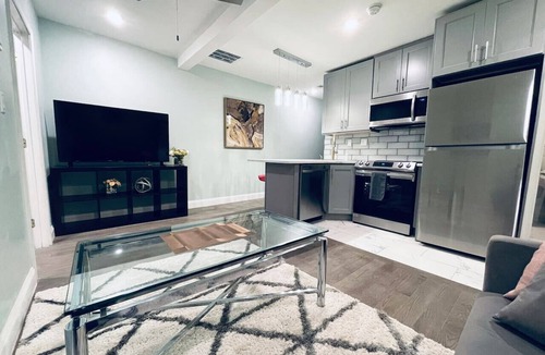 Center City Apartment | Rittenhouse Square nearby Kimmel Center 1BD