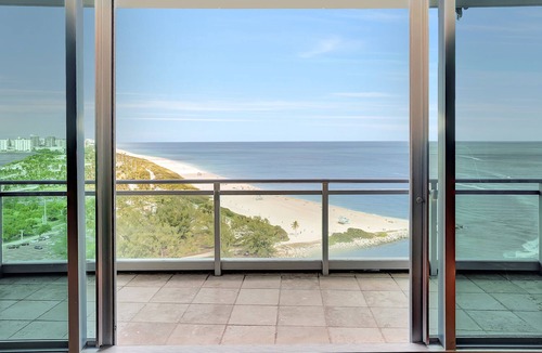 Bal Harbour Apartment | RITZY OCEANFRONT SUITE Bal Harbour