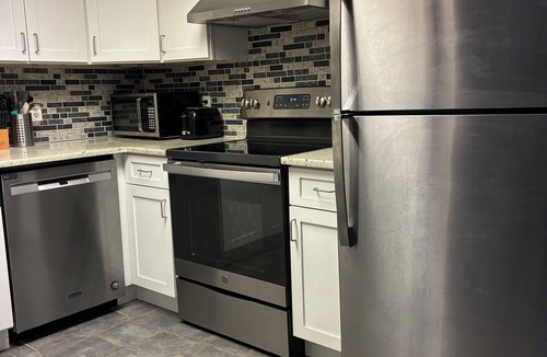 Poughkeepsie House | River and Bridge Views Two Bedroom Townhouse