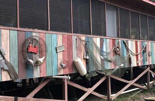 Vernon Cabin | River front guest suite