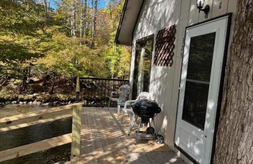 Pittman Center Ski Chalet | River Rhapsody
