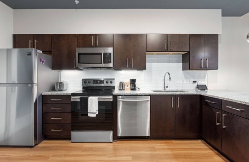 Westwood Place Apartment | River Row Flats