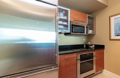 Edgewood Condo | Riverfront 1-bed High Rise Condo close to Historic Downtown Fort Myers!
