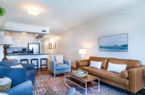 Knoxville Condo | Riverfront Condo - Downtown & River Views/Access!