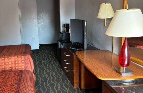 Wormleysburg Hotel | Riverfront Inn