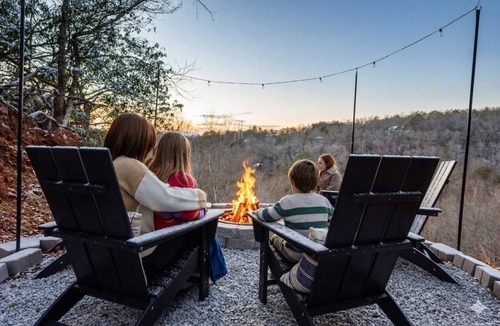 Blue Ridge Cabin | Riverfront & Mountain Views - Hot Tub, Sauna, Cold Plunge, Pickleball, Sleeps 16