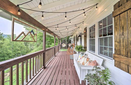 Sugar Grove House | Riverfront Sugar Grove Home: Hot Tub & Views!