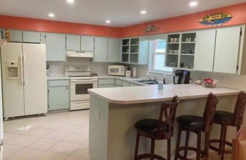 Holly Hill House | Riverside Retreat 3/2 Home With River View