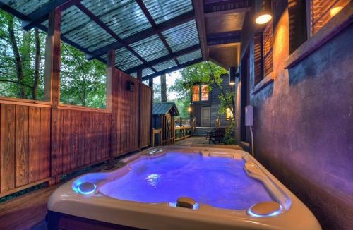 Raccoon Ridge House | Riversong on the Toccoa