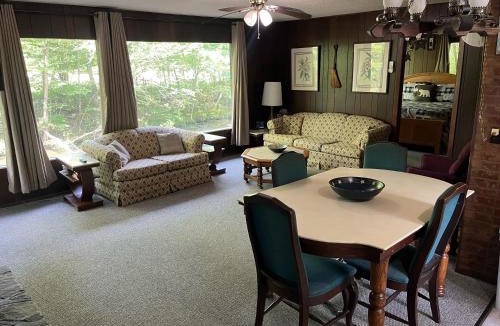 Pittman Center Ski Chalet | Riversong