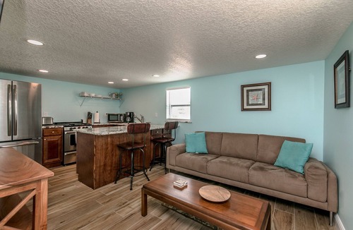 South Grant House | Riverview cottage