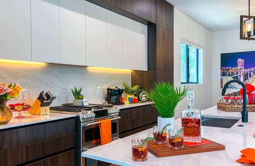 Tampa Heights House | Riverwalk Landing- Brand New Luxury Retreat