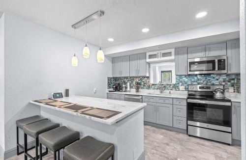 Riviera Beach House | Riviera Beach Gem