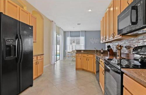 Ridgewood Lakes Villa | RL236BD Universal Kingdom 8 guests pool home