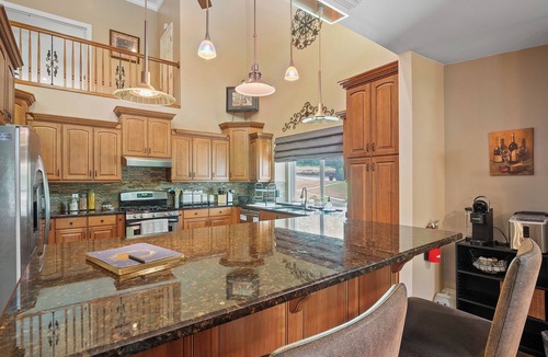 Double Springs House | Rocking W - screened in porch and lakeside fire pit!