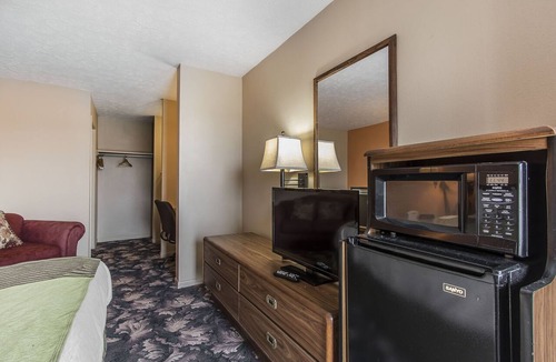 Jackson Hotel | Rodeway Inn Jackson Northwest