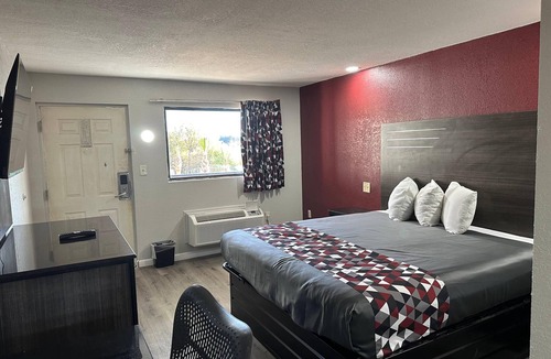 Church Street Hotel | Rodeway Inn Jonesboro - Atlanta South