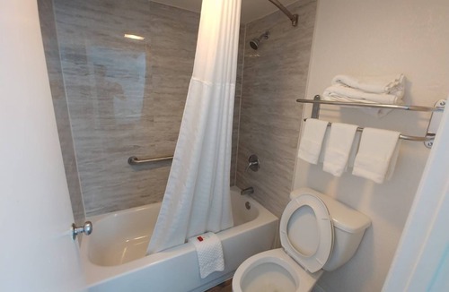 Gulf Highlands Hotel | Rodeway Inn Port Richey North