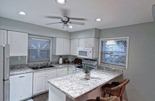 Old Naples House | Romance on 3rd St South Old Naples