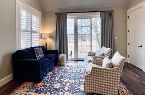Reeders Ski Chalet | Romantic Couples Suite in the Poconos with Jetted Tub