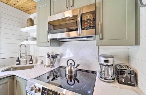 Sugar Mountain Apartment | Romantic Escape in the High Country!