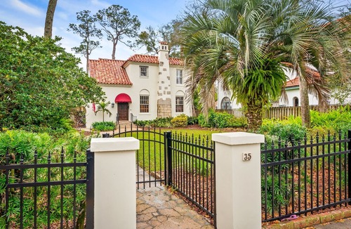 Downtown Historic District Villa | Romantic Spanish Casa and Carriage House and luxury pool escape