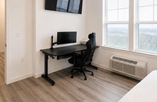 North Bergen House | Room with Private Bath Free Parking Easy Access NYC