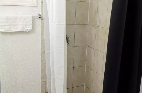 Azalea Park Apartment | Room with Private Bath - Private Entry