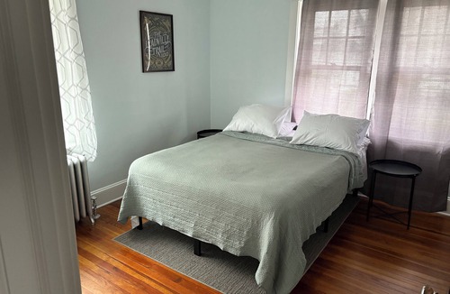 Glenolden Apartment | Roomy 2 Bedroom Apartment 20 Minutes from Philadelphia