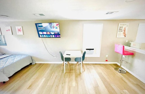Chester Apartment | Rosa 2Bed Apartment by CityLux - 10 mins Airport
