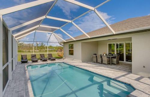Rotonda Heights House | Rotonda West Retreat: Private Pool, Lanai & Grill!