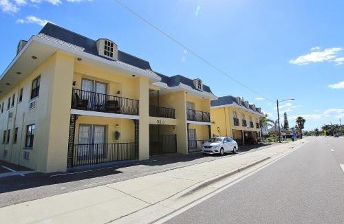 Redington Beach Apartment | Royal Orleans 111