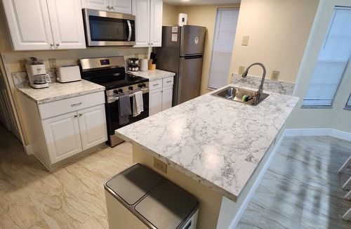 Royal Palm Bay Condo | Royal Palm Bay Family Fun 3-bd Condo 15 min from Disney - Pets welcomed
