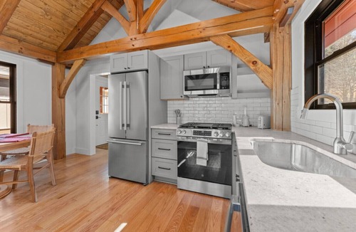 Sugarfork Cabin | Ruby Cabin at Highland Peaks Retreat
