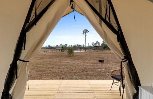 Wewahitchka Other | Rustic Luxury Glamping Experience with Lakes, Wildlife & Adventure in Wewahitchka, Florida