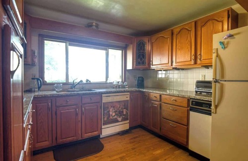 Lexington Park House | Rustic Waterfront 5BD Home with 9 Boat Slips!