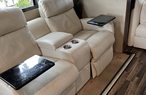 Fort Lauderdale House | RV in premiere park and marina on the New River
