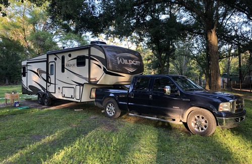 Land O' Lakes House | Rv spot in land o lakes on 3 acres rv is not included.