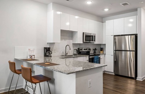 Midtown Apartment | (S1BC) Affordable 1BR World Cup Near MARTA Midtown