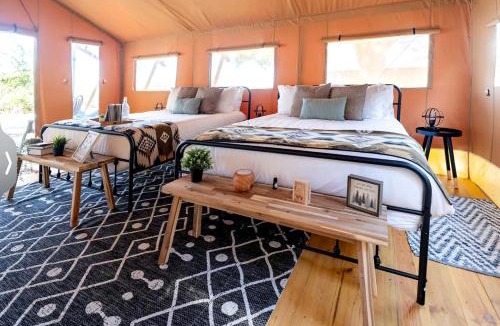 Okeechobee Other | Safari Tent Retreat with Fire Pit and Hammocks in Basinger, Florida